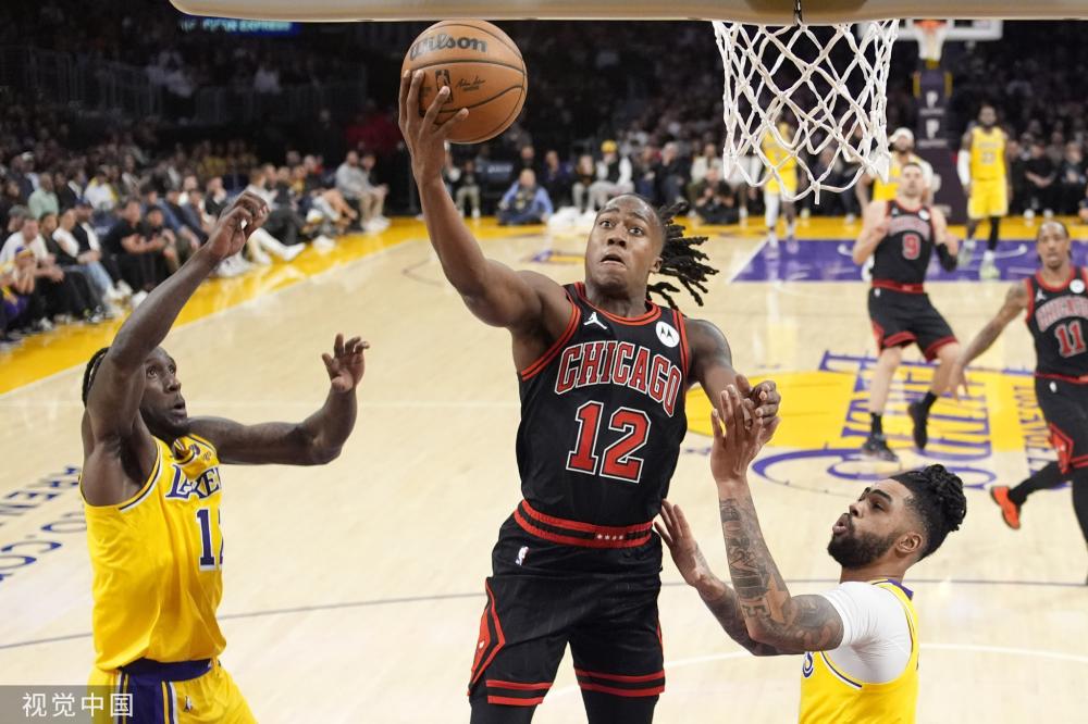 他们不仅展 他们不仅展